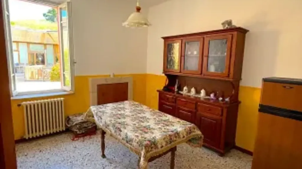 Söögituba - Historic Cielo-Terra House in Loro Piceno