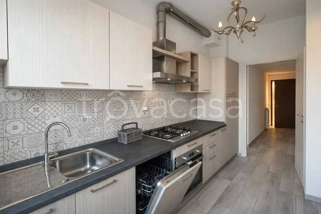 Köök - Rented 3-Bedroom Flat with Balcony in Arona