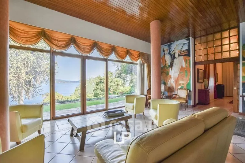 Séjour - Villa with Lake View and Marina in Stresa