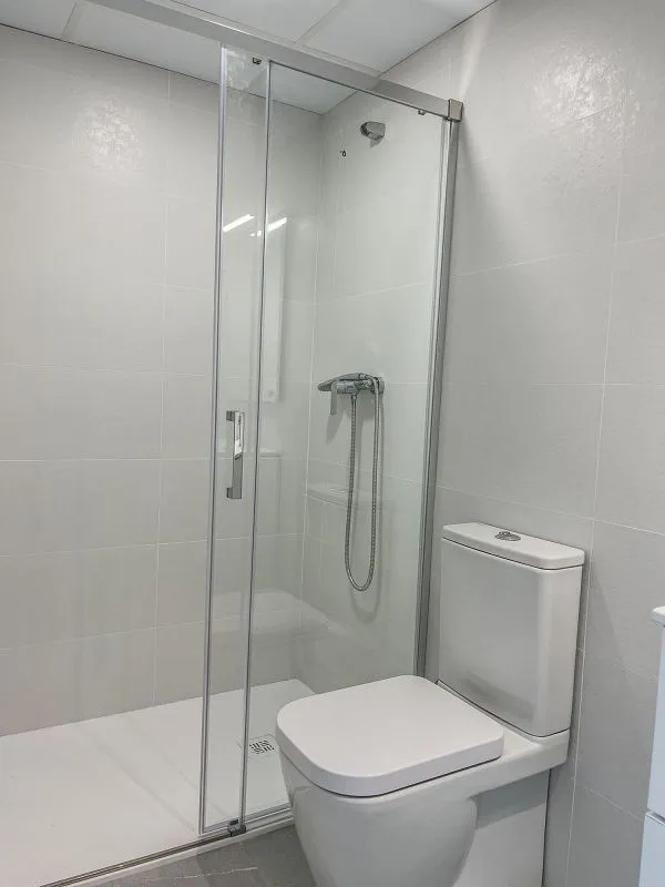 Salles de bain - Modern Duplex with Garden View in Elche