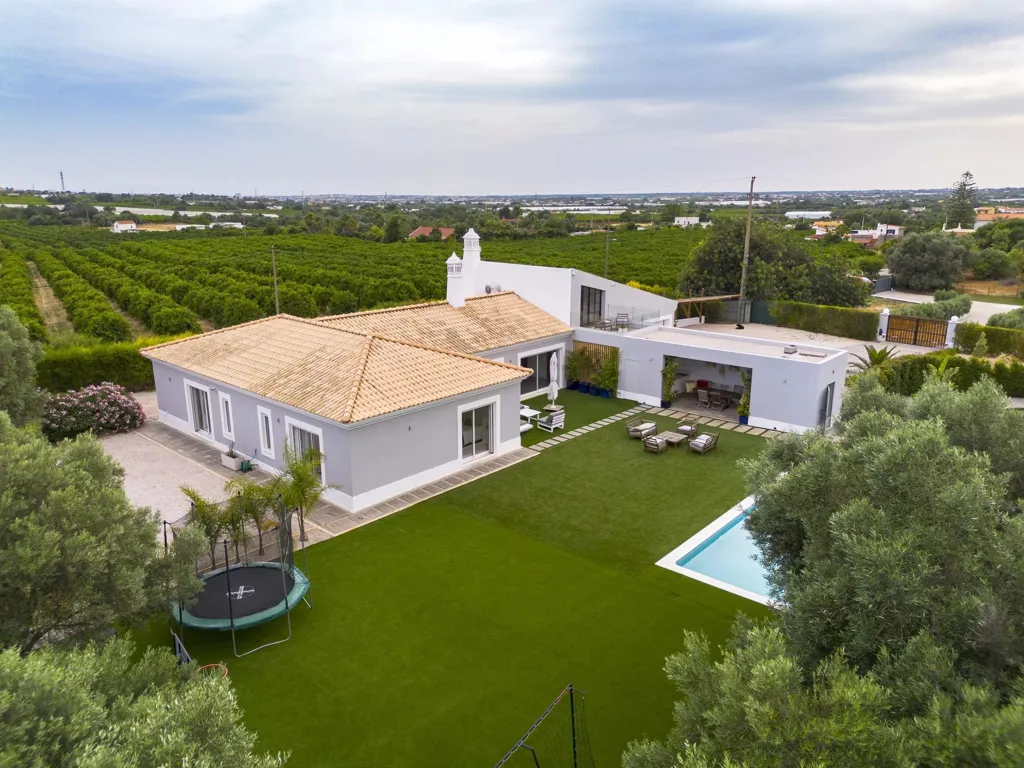 Vue aérienne - Single-Story Villa with Private Pool in Vale da Rosa