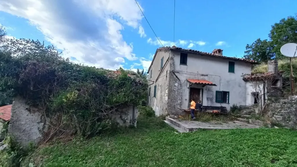Välivaade - Rustic Stone Cottage with Garden in Molazzana