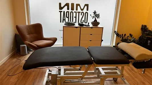 Studio - Clinic for Rent with Multiple Rooms in Højby