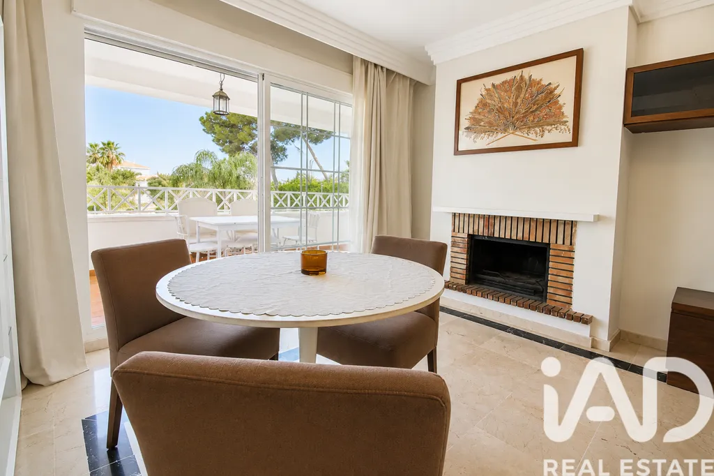 Terrasse - 2-Bed Apartment with South Terrace in Río Real Golf, Marbella