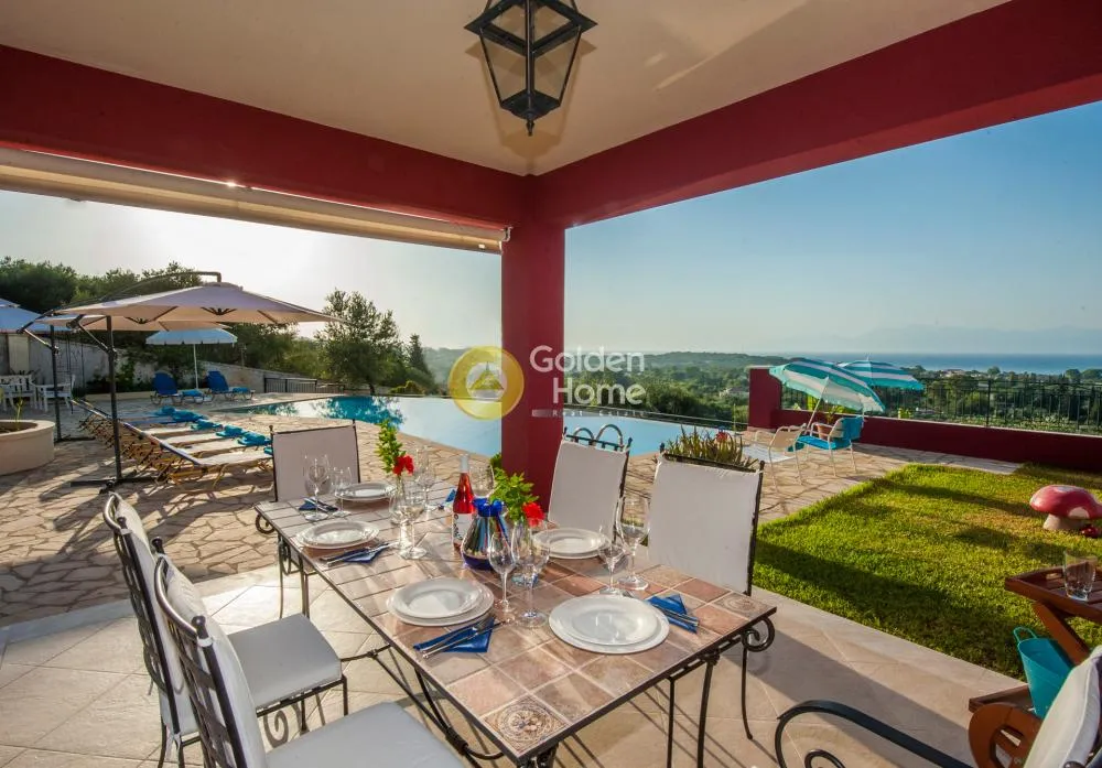 8-room house in GR
