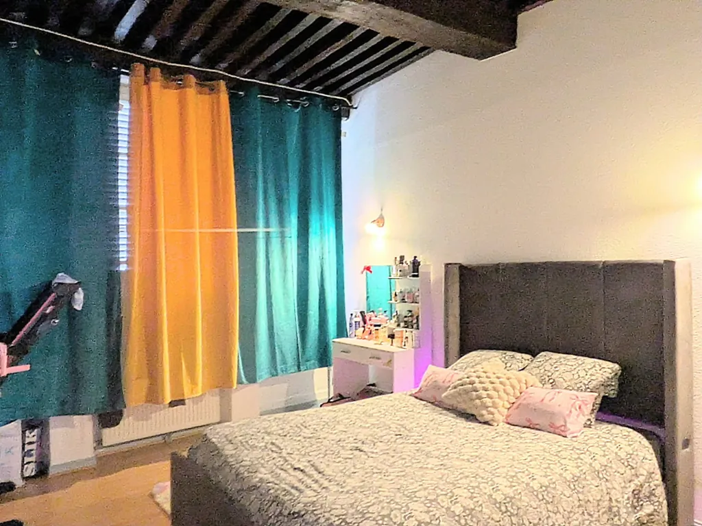 Bedrooms - Rental Building in Dole's Historic Centre