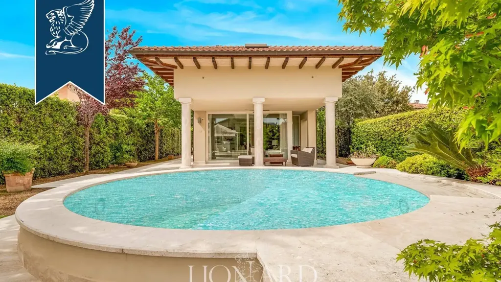 Piscina - Luxury Villa with Pool in Forte dei Marmi