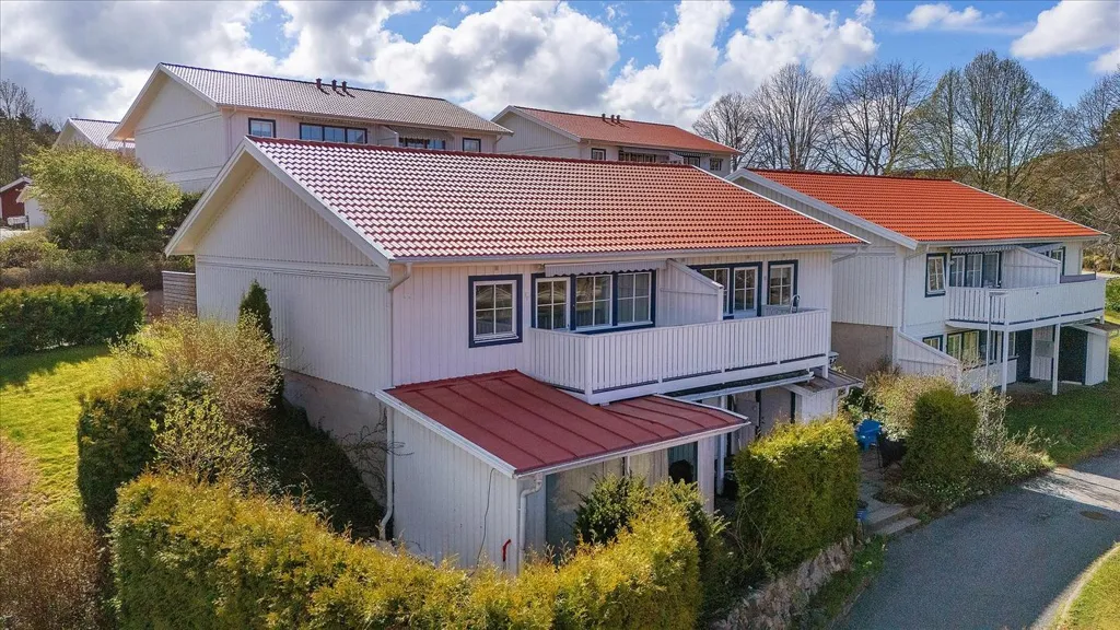 Õhuvaade - Apartment with Balcony in Central Strömstad