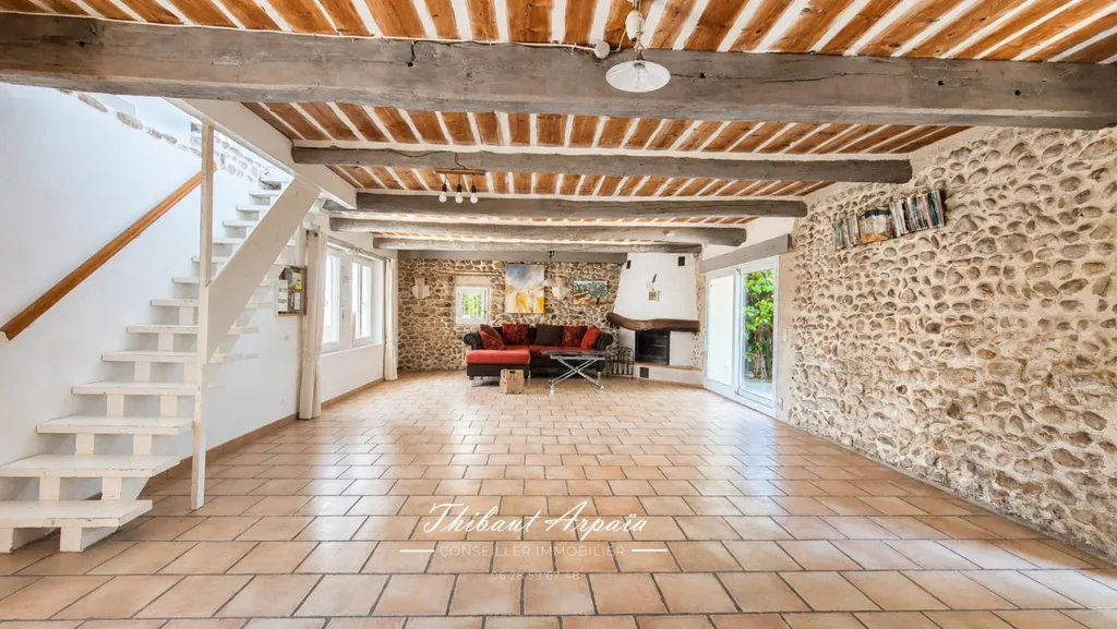 Séjour - Maison Provençale avec Terrasse à Oraison