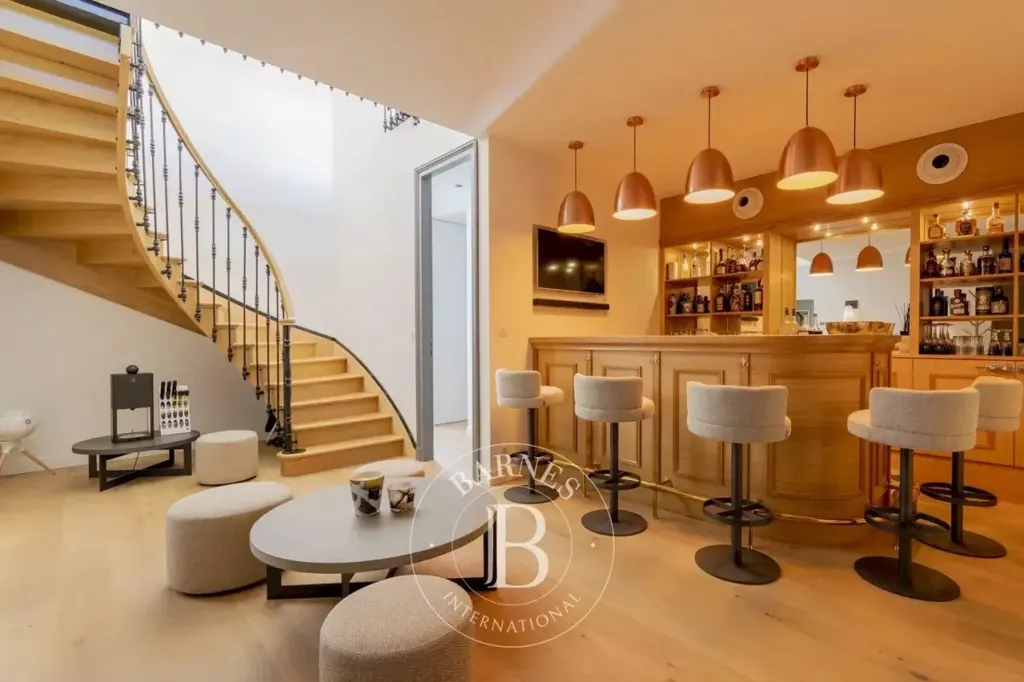 Soggiorno - Luxury Duplex with Balcony in Bordeaux