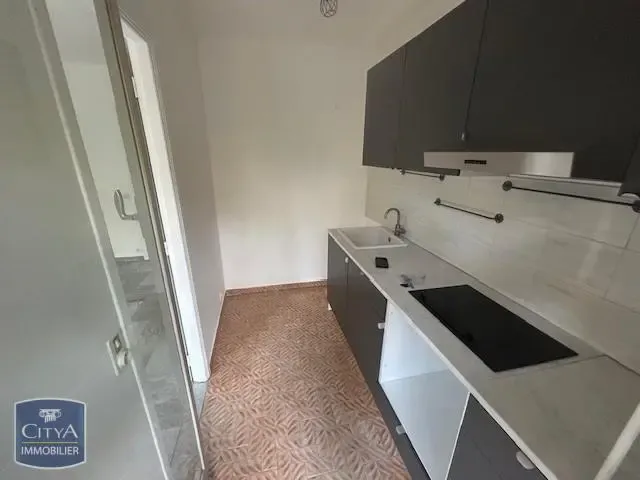 Kitchen - 1-Bedroom Apartment with Patio in Menton