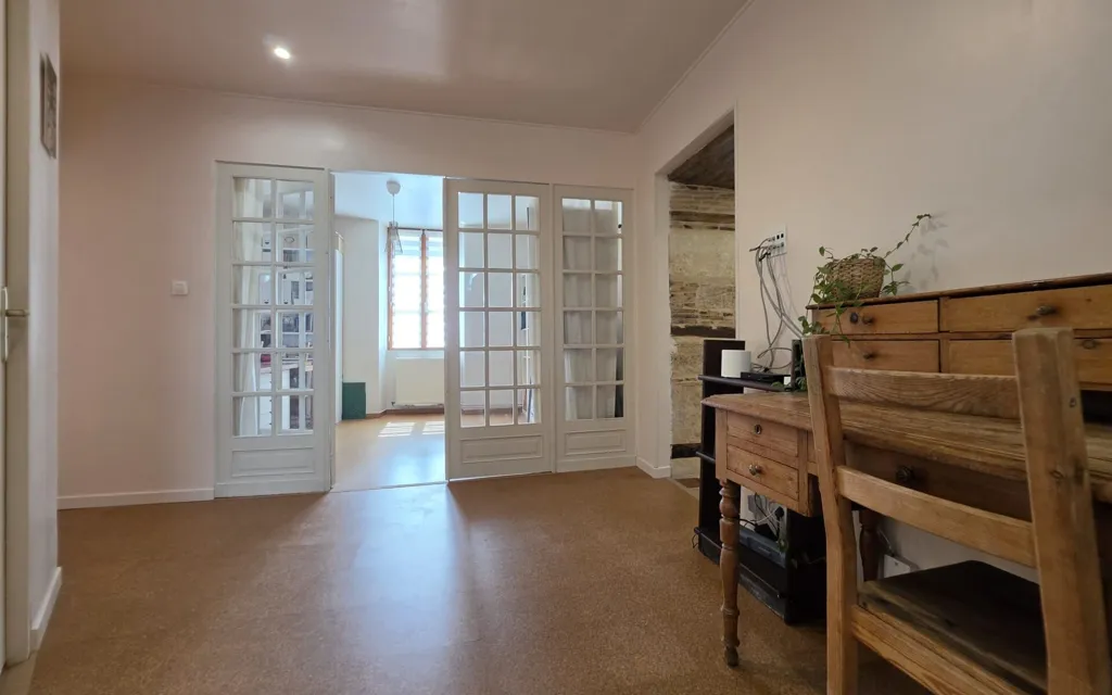 Salle à manger - Maison en Pierre Rénovée avec Piscine à Blasimon