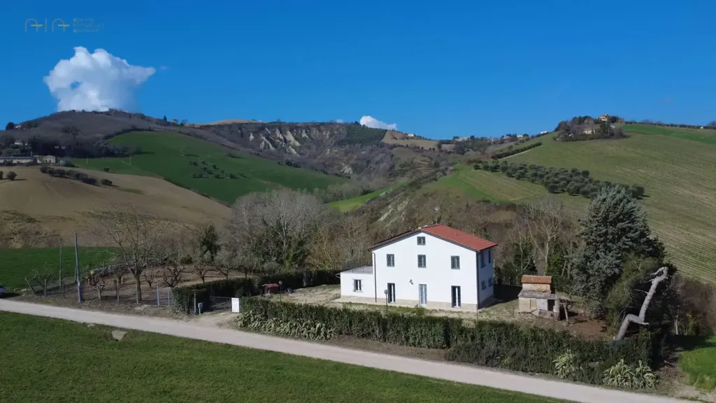 Vue aérienne - Rustic House with Garden in Castignano