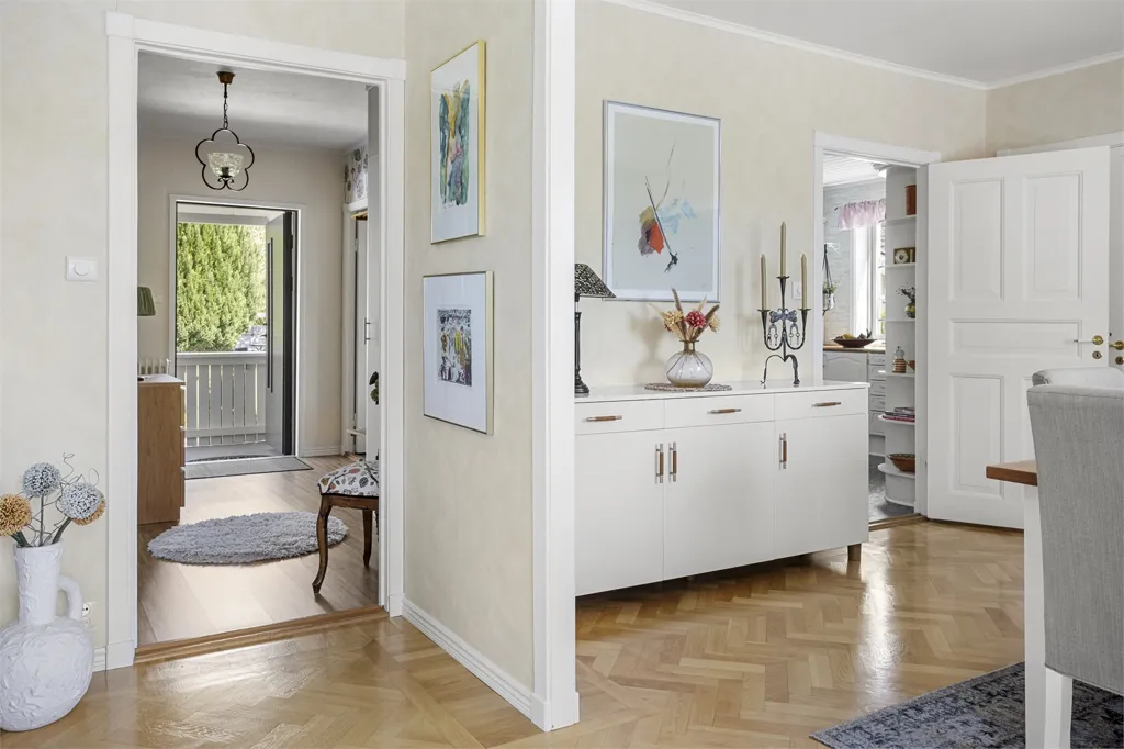 Söögituba - Charming 1933 Villa with Garden in Central Location