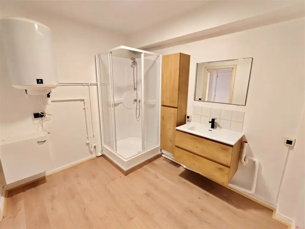Bagni - Ready-to-Move Ground Floor Apartment in Kortrijk Centre