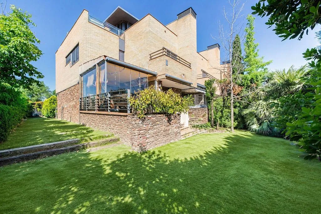Aed - Pared Chalet with Pool in Las Rozas
