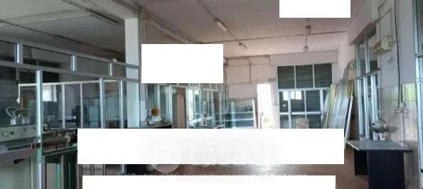 Pièces - Laboratory with Potential for Residential Use in Ilbono