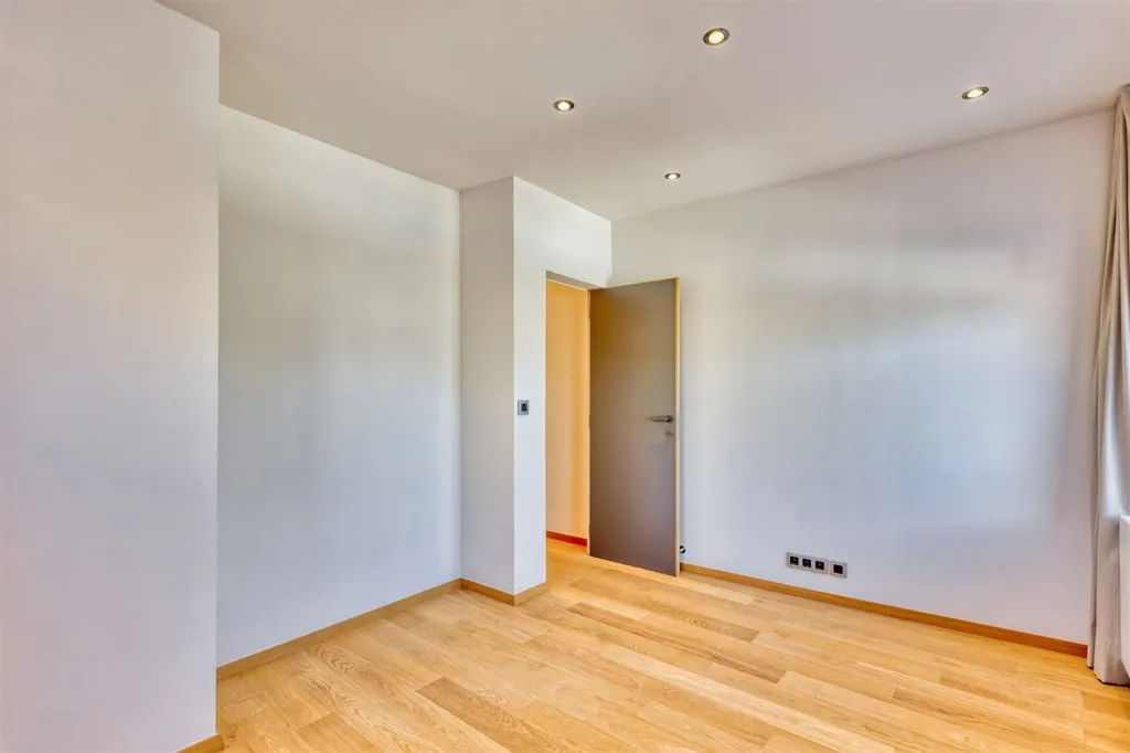 Rooms - New Flat with Terrace in City Centre