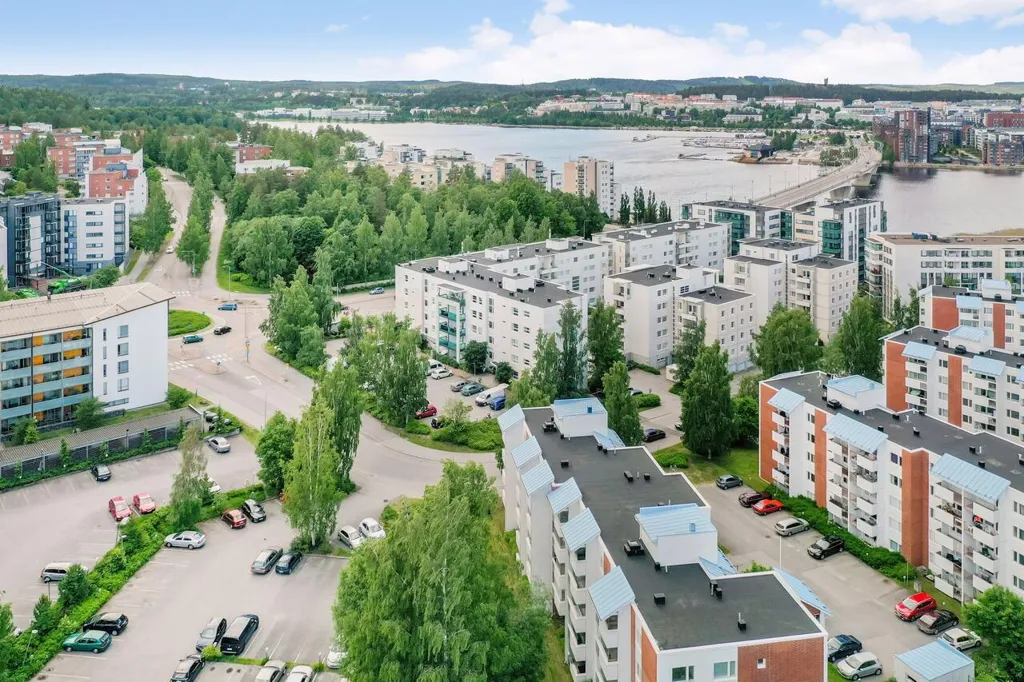 Aerial - Spacious Flat with Sauna in Jyväskylä