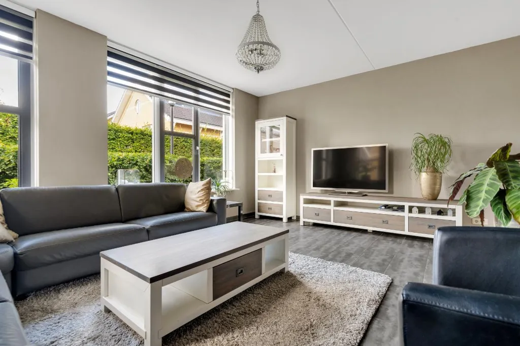 Elutuba - Estate-Ready House with Garden in Enschede