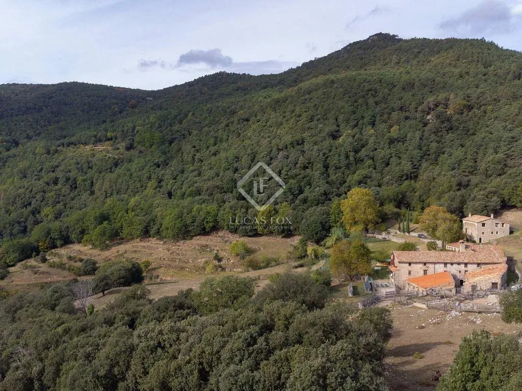 Vista aerea - Country House with Pool in Alta Garrotxa