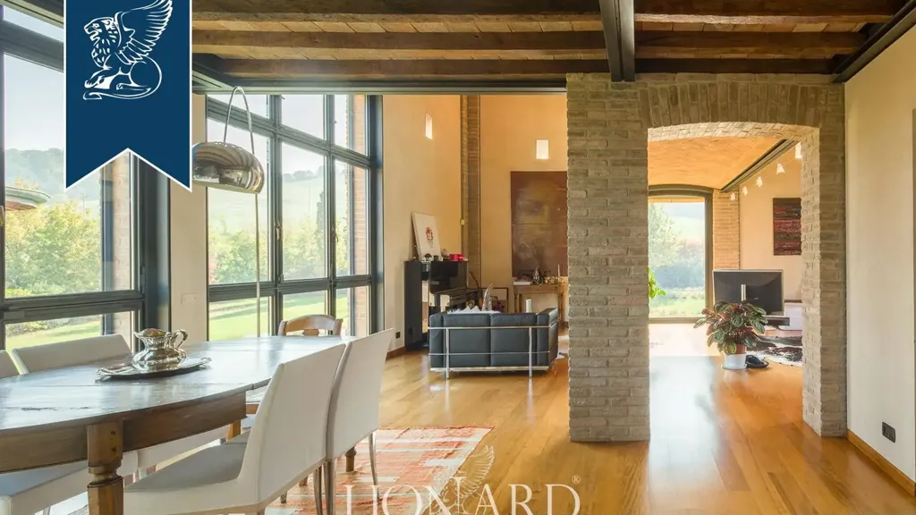 Salle à manger - Charming Villa with Pool in Quattro Castella