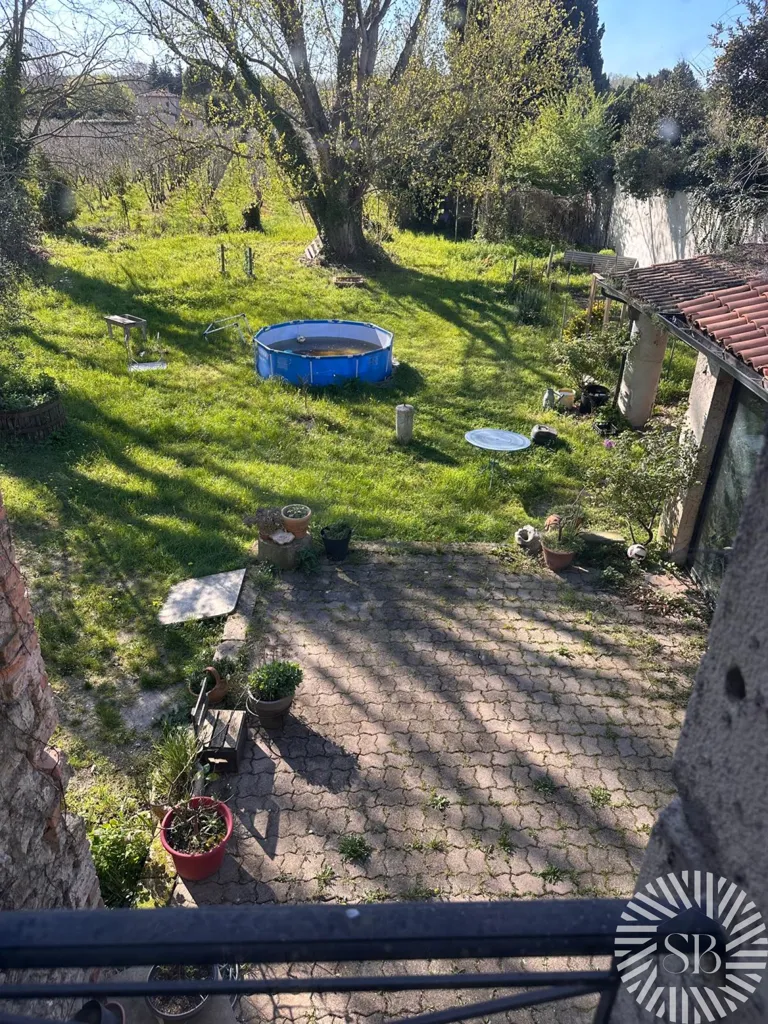 Garden - Authentic Mas with Large Garden in Noves