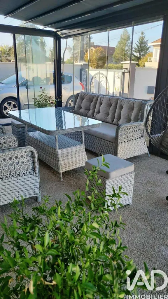 Terrasse - Maison Récente avec Jardin à Sury-Le-Comtal
