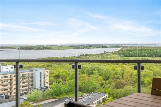 Balcon - Apartment with Balcony in Nørresundby