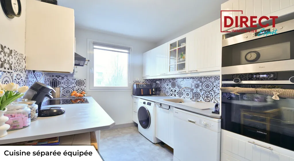 Kitchen - Apartment with Balcony in Créteil Pointe du Lac