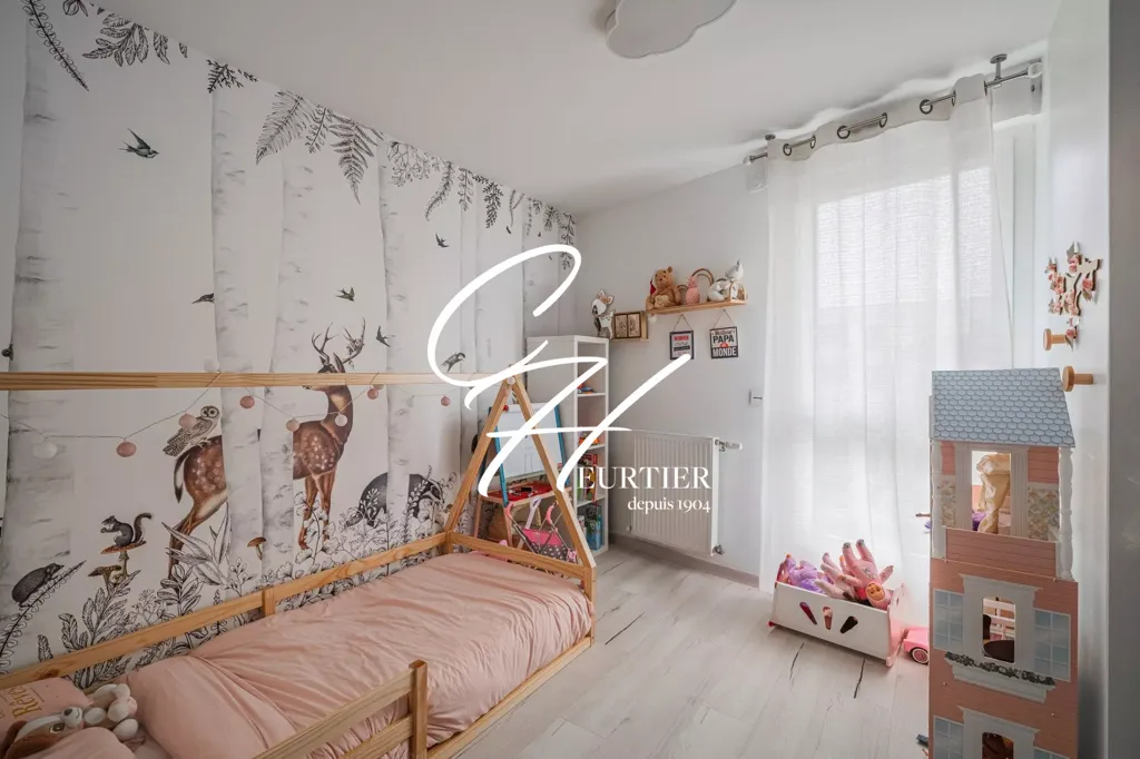 Chambres - Appartement Neuf avec Balcon à Eybens