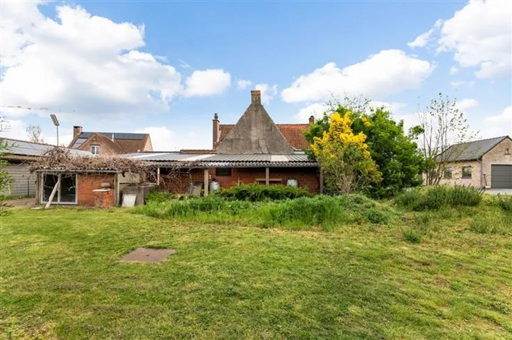 Aed - Multi-Purpose Building with Large Garden in Sinaai