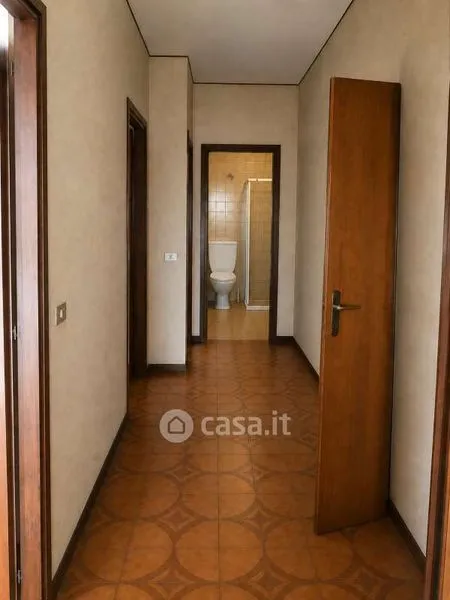 Esik - Spacious Apartment with Terrace in Modena