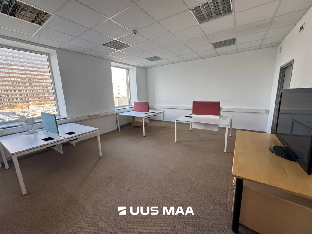 Bureau - Office Space with Historic View in Tallinn Centre
