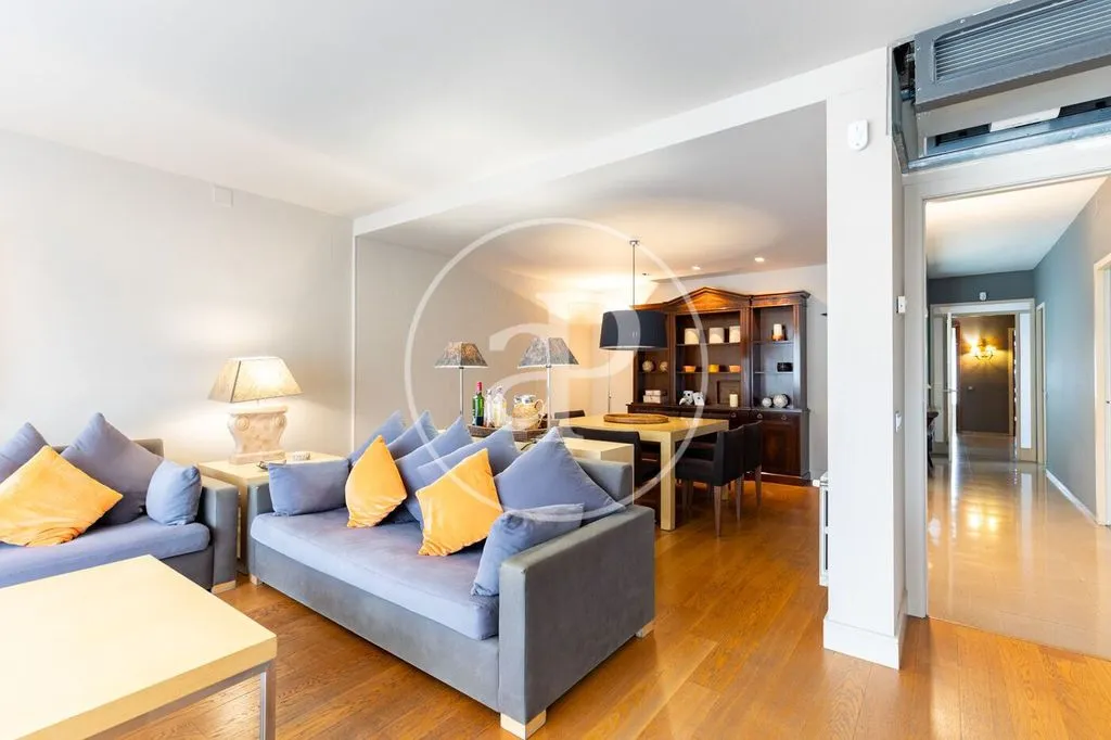 Séjour - Luxury Townhouse with Pool in Sabadell Centre