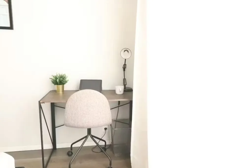 Studio - Furnished Flat with Internet in Nice