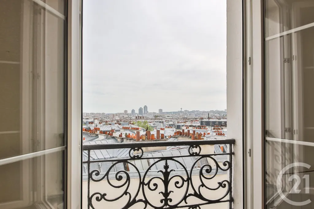 Balcone - Bright 2-Bedroom Parisian Flat with Rooftop View