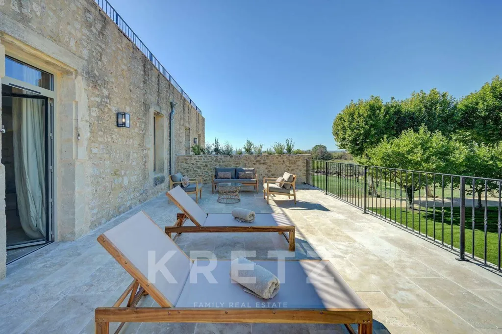 Terrass - Luxury Estate with 16 Bedrooms in Uzès