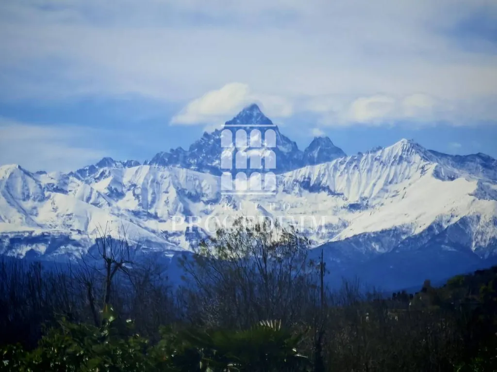 Trilocale with Alpine View in Bruino
