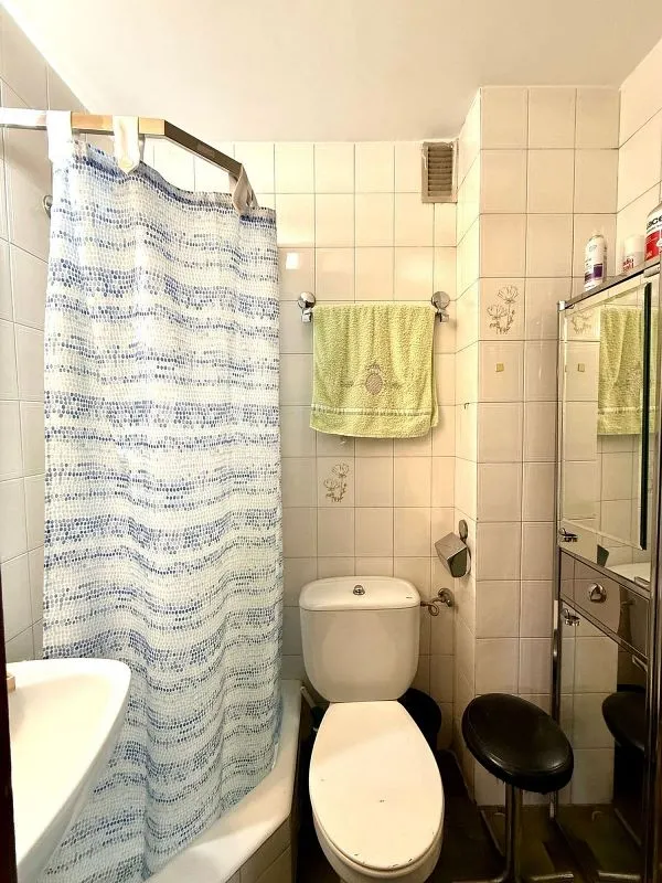 Apartment with Garage in Los Jerónimos, Madrid