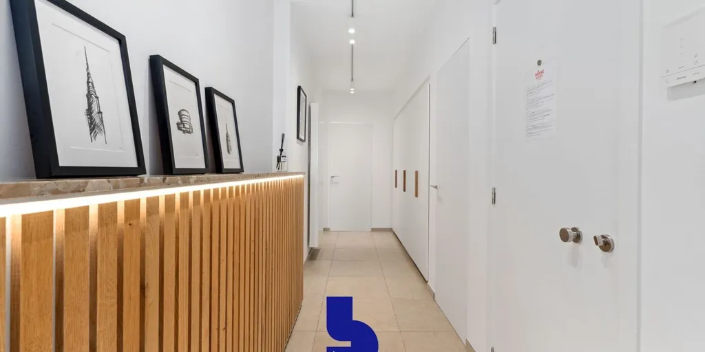 Esik - Renovated Apartment with Sea View in Ostend