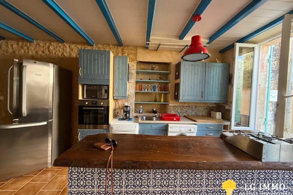 Köök - Charming 3-Piece Villa in Saint-Thomas-de-Conac