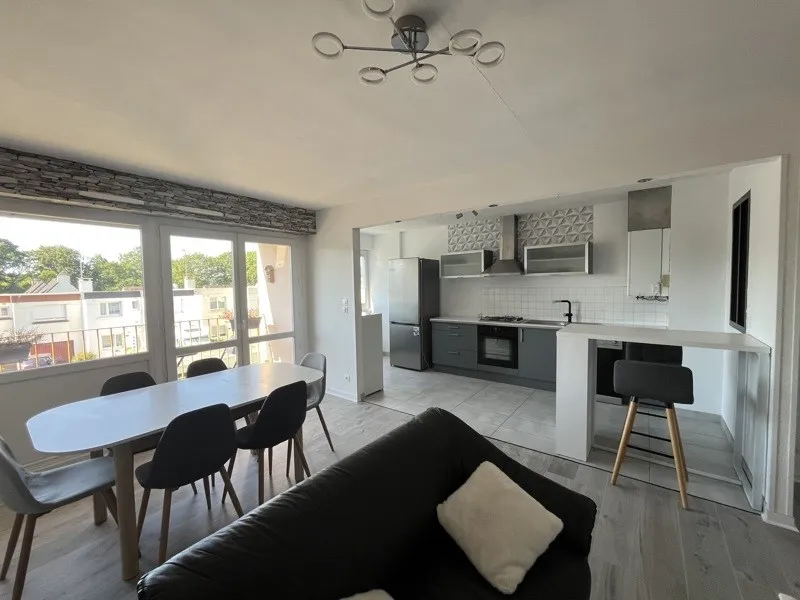 Cucina - Renovated Flat with Balcony in Quimper