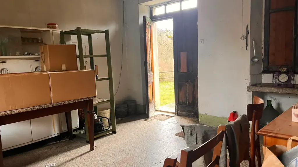 Cuisine - Rustic House with Workshop in Ponzone