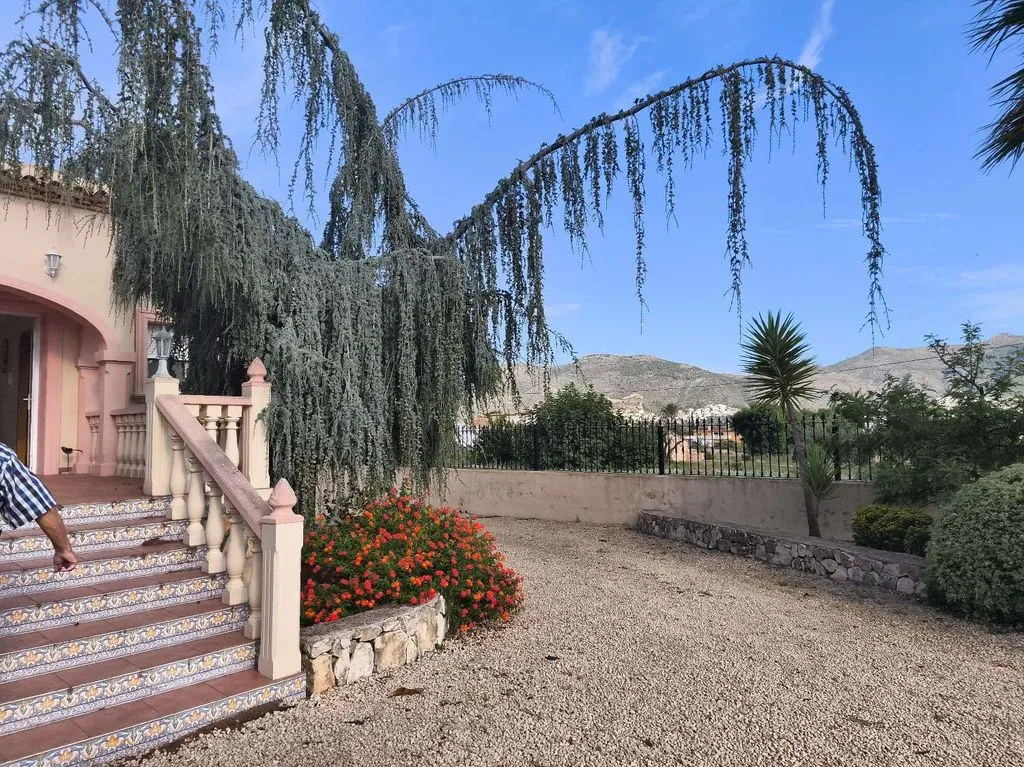 Exterior - Single-Story Villa with Pool in Jalón, Valencia