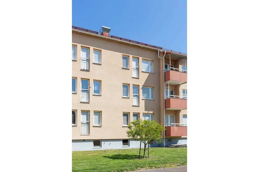 Apartment with Balcony in Paradiset