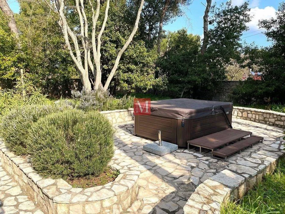 Jardin - Renovated Villa with Pool in Mali Lošinj