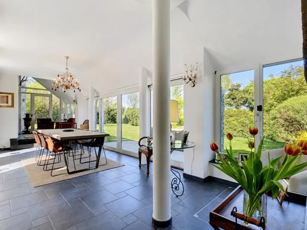 Söögituba - Fully Renovated House with Courtyard in Sprimont