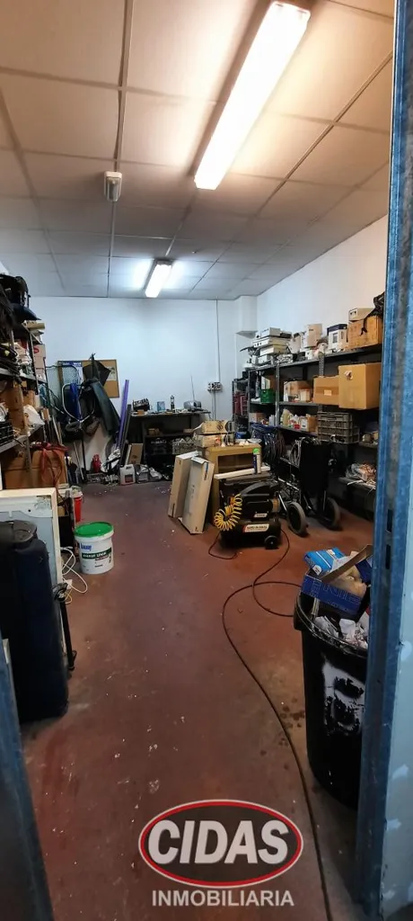 Garaaž - Commercial Space with Parking in Oviedo