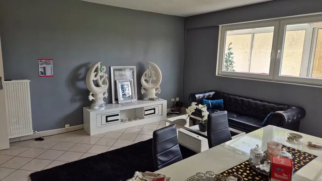 Elutuba - Spacious Apartment with City View in Bar-Le-Duc